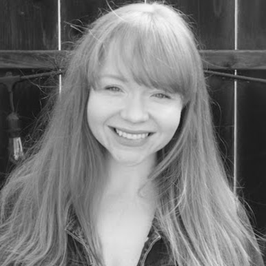 Alison Hunter Photo 13