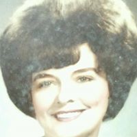 Linda Cummins Photo 3
