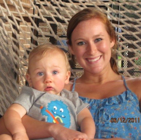 Erin Lloyd Photo 14