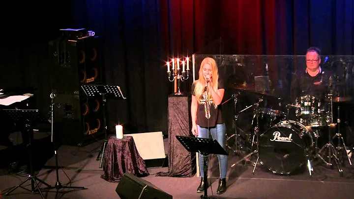 Rebecca Andersen Photo 41