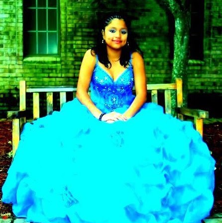 Cindy Rangel Photo 14