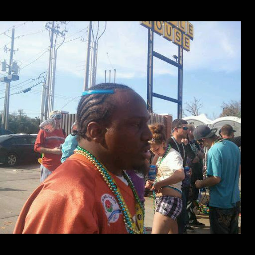 Willie Nix Photo 8