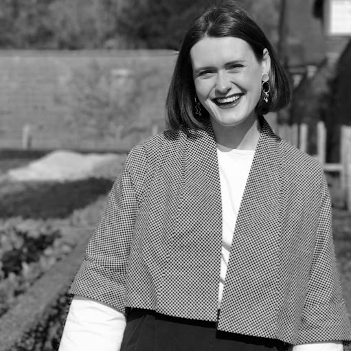 Helen Milne Photo 10