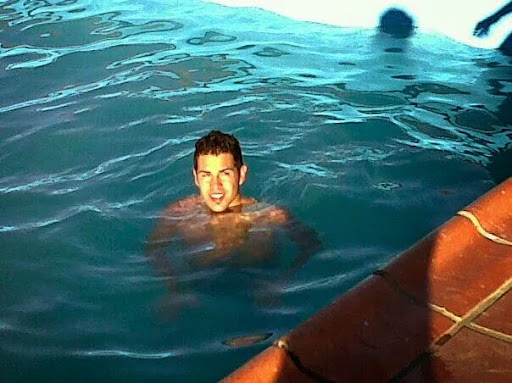 Leandro Castillo Photo 15