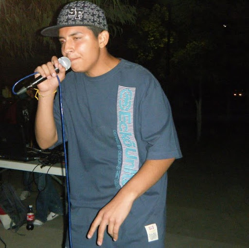 Junior Gomez Photo 15