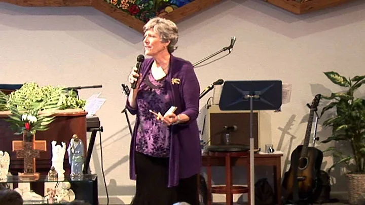 Barbara Hadley Photo 25