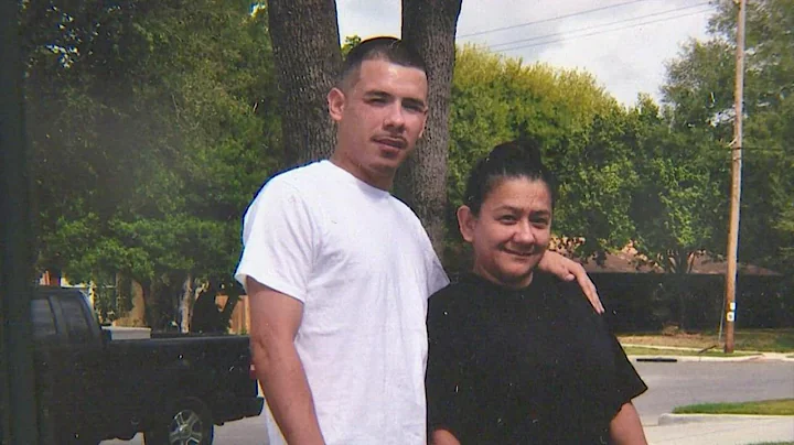 Robert Delarosa Photo 32