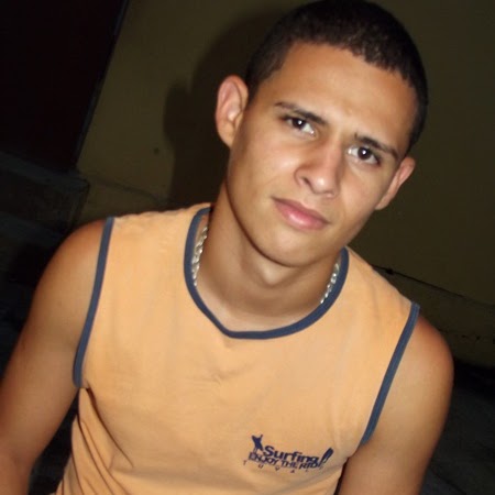 Raphael Cruz Photo 12