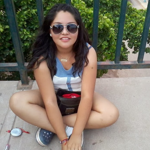 Maria Sandoval Photo 13