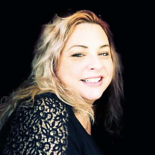 Ginger Kennedy Photo 9