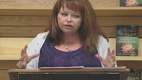 Staci Wells Photo 18