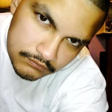 Hector Enriquez Photo 14