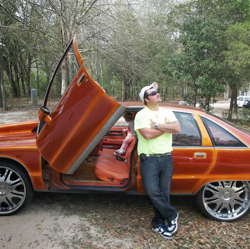 Michael Hutto Photo 11