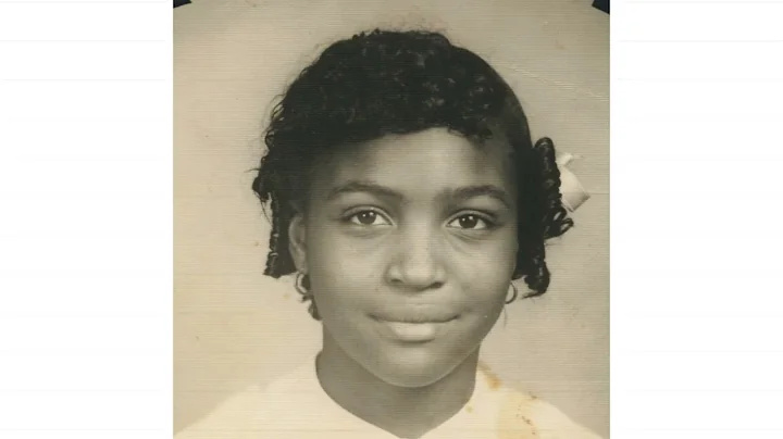 Deloris Brown Photo 28
