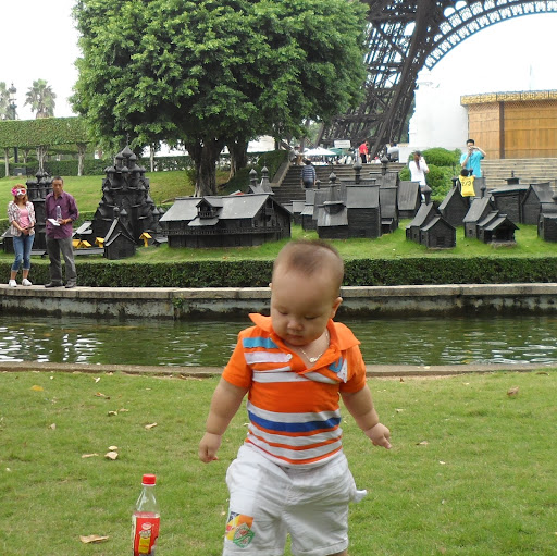 Eric Quan Photo 11
