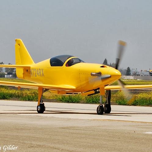 Robert Metzler Photo 16