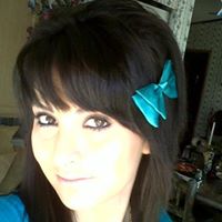 Jazmin Paredes Photo 6