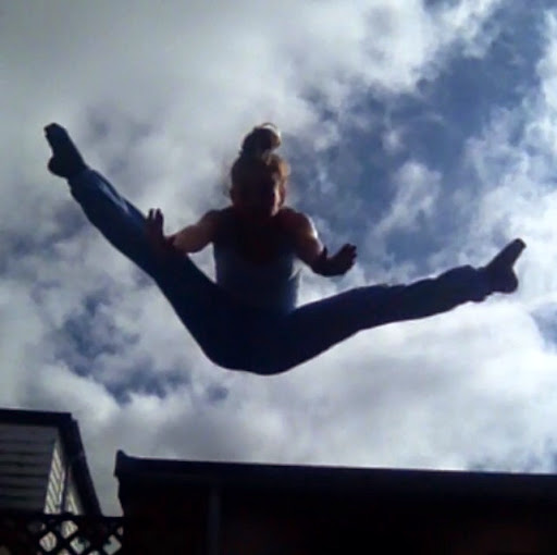 Emily Buchan Photo 9