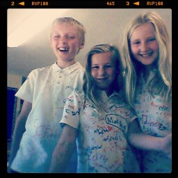 Rosie Morris Photo 12