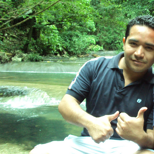 Mynor Gonzalez Photo 1