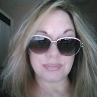 Christy Julian Photo 7