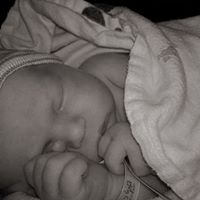 Megan Lockwood Photo 7