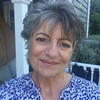 Jennifer Gower Photo 8