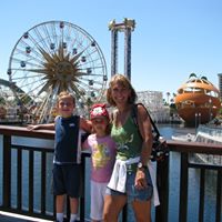 Cindy Lindsay Photo 4