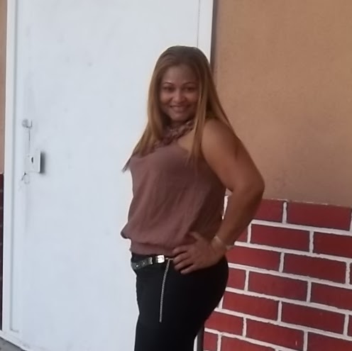 Luisa Murillo Photo 16