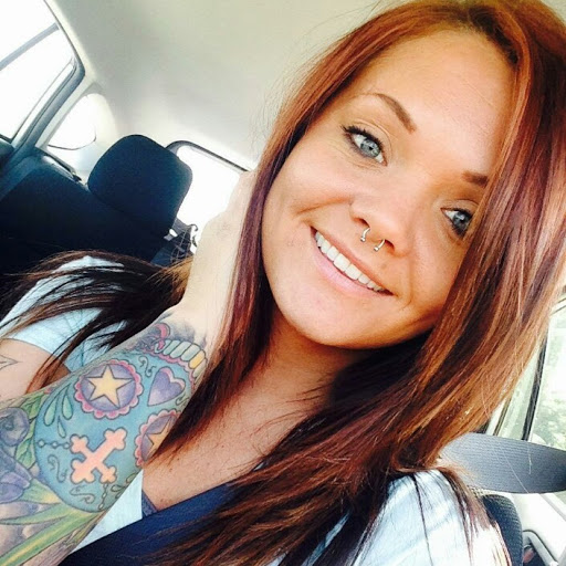 Amber Lyons Photo 13