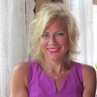 Lori Pressley Photo 4