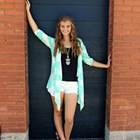 Michelle Hoff Photo 9