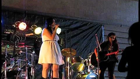 Kristen Hunter Photo 30