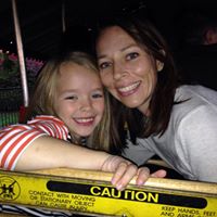 Beth Lynch Photo 6