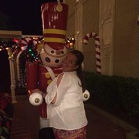 Stephanie Malcolm Photo 1