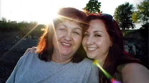 Carol Vallee Photo 15