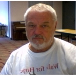 Robert Kessler Photo 17