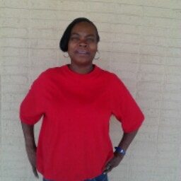 Catherine Holmes Photo 16