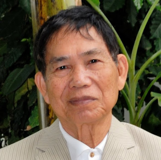 Robert Thach Photo 10