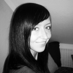 Anne Neumann Photo 11