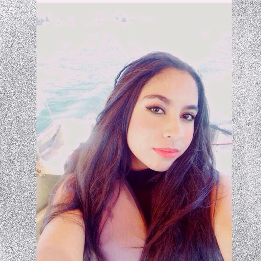Ana Garzon Photo 8
