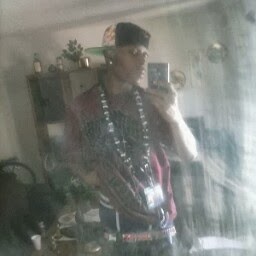 Deandre Brown Photo 5
