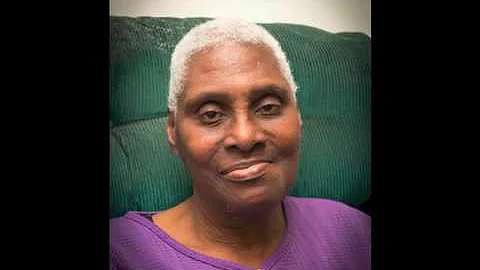 Carolyn Richardson Photo 36
