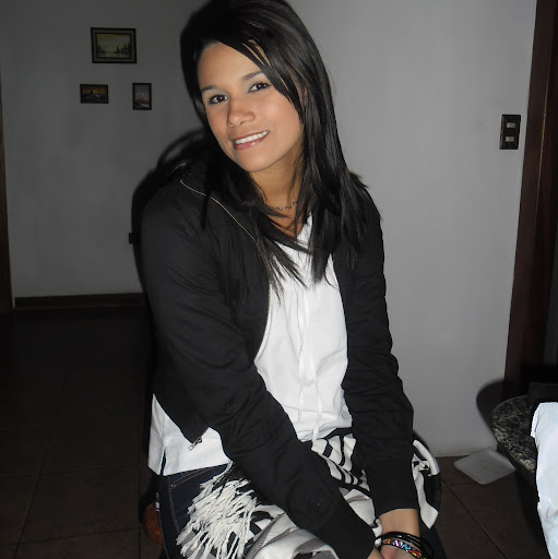 Katherine Gonzalez Photo 17