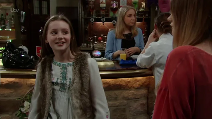 Sarah Dingle Photo 18