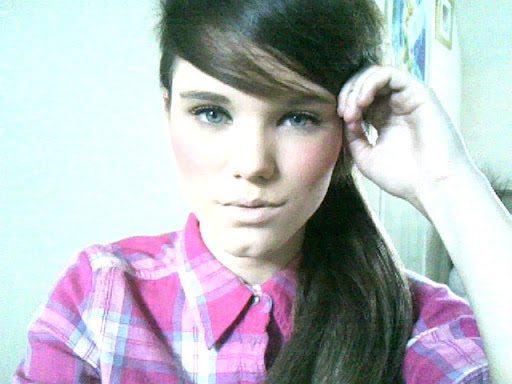 Hollie Wilson Photo 13