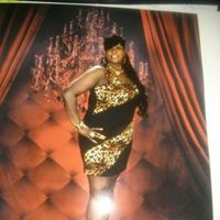 Tanya Hodge Photo 5