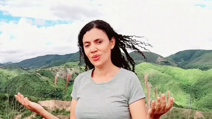 Dana Gomez Photo 35