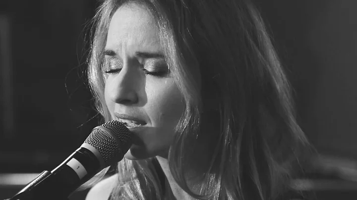 Becky Kelley Photo 35