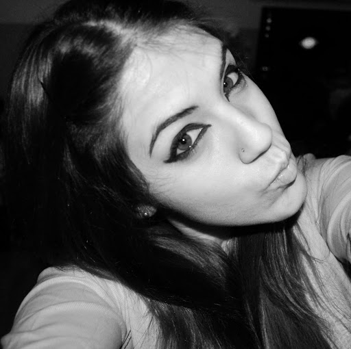 Laura Padron Photo 13